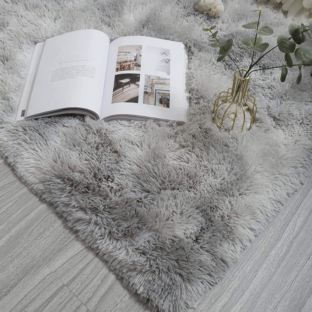 Fluffy Floor Rug: image 10
