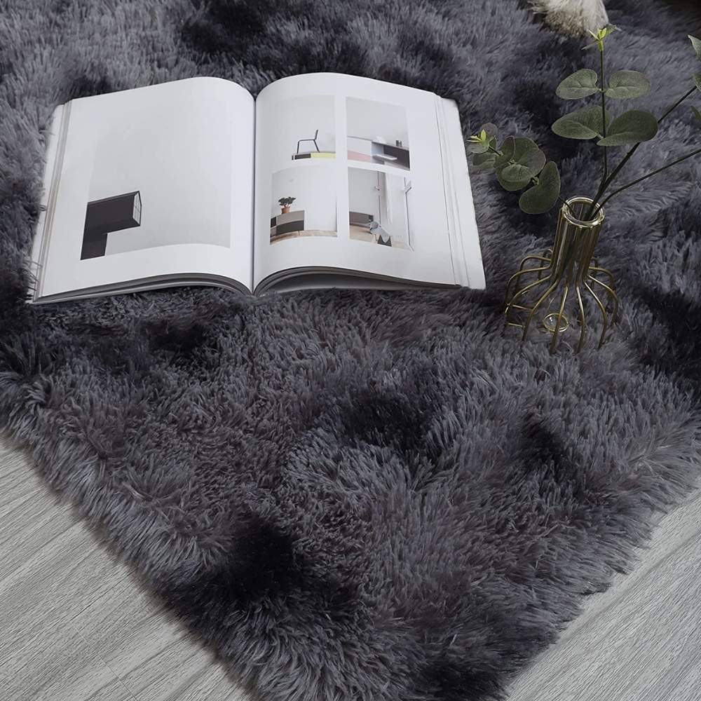 Fluffy Floor Rug: image 13