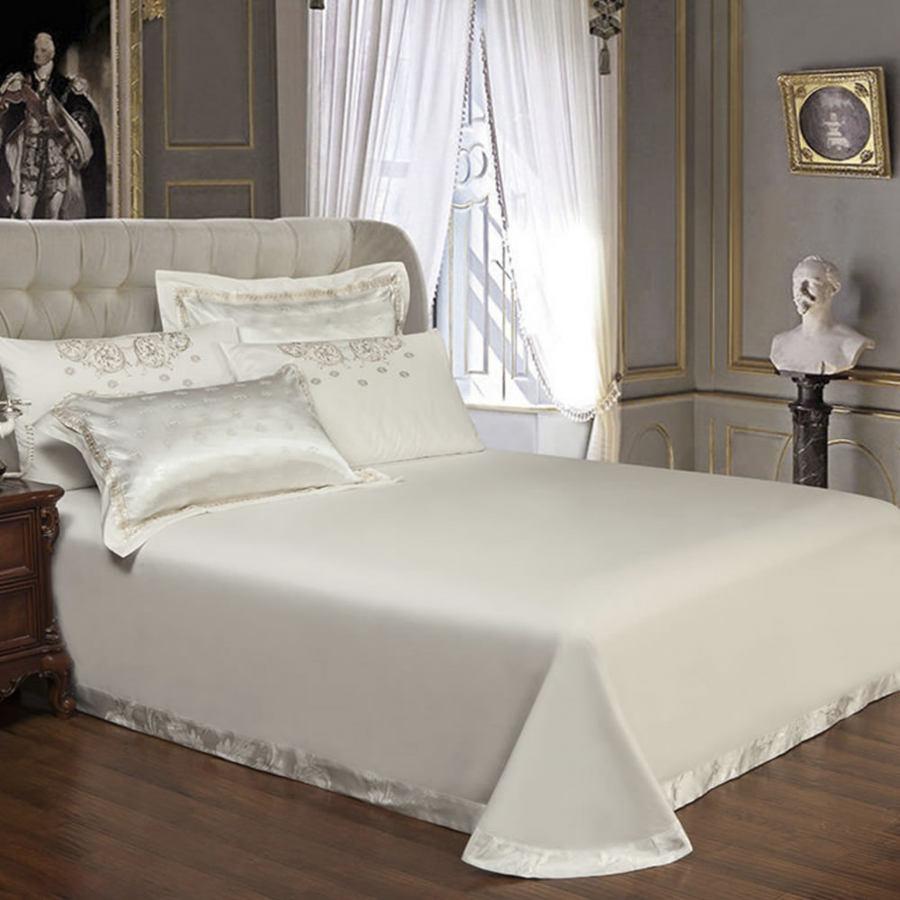 elegant bedding